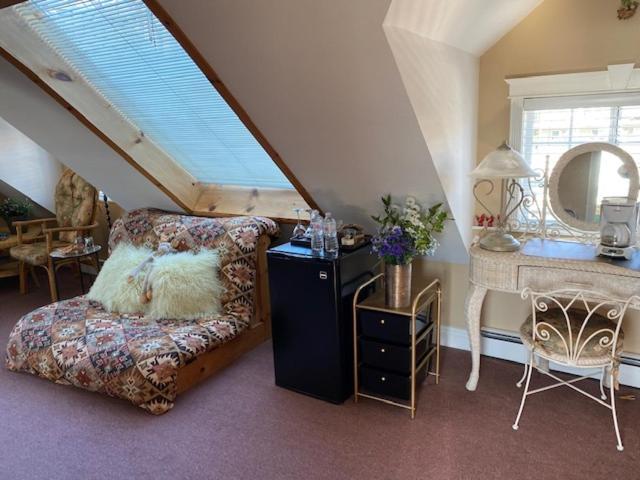 Ocean Breeze Executive Bed And Breakfast นอร์ทแวนคูเวอร์ ภายนอก รูปภาพ