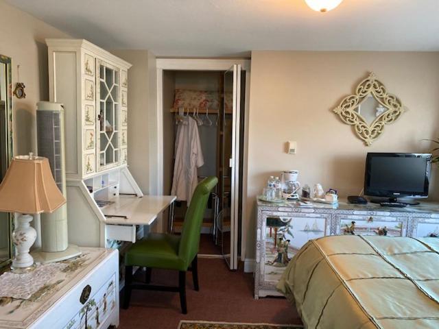 Ocean Breeze Executive Bed And Breakfast นอร์ทแวนคูเวอร์ ภายนอก รูปภาพ